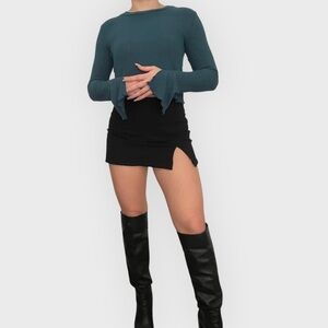 4/$25 Forever 21 ribbed crop top with flare sleeves